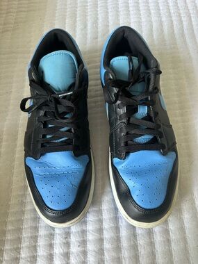 NIKE Jordan Men's Black and Light Blue Low Dunks